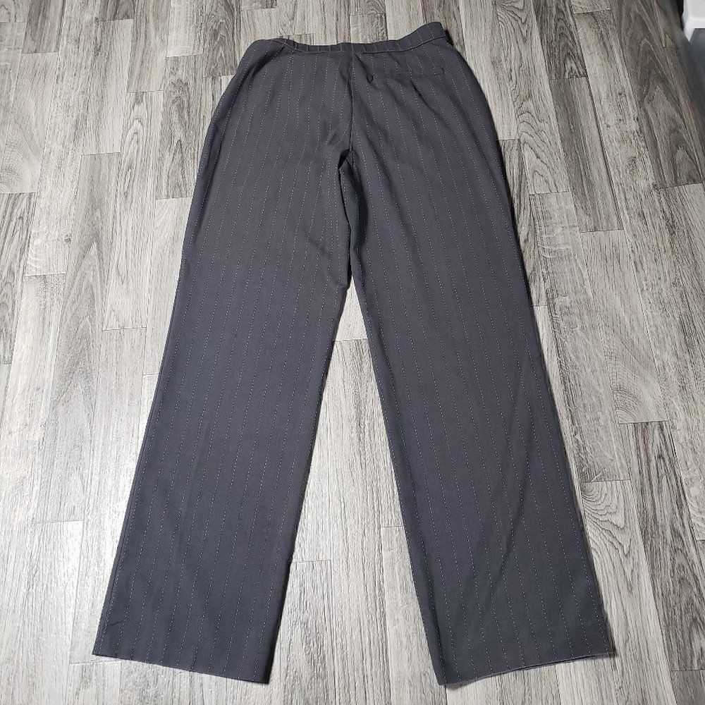 (3/$27) Haggar Pin Stripe Grey Dress Pants Size 6 - Picture 2 of 7